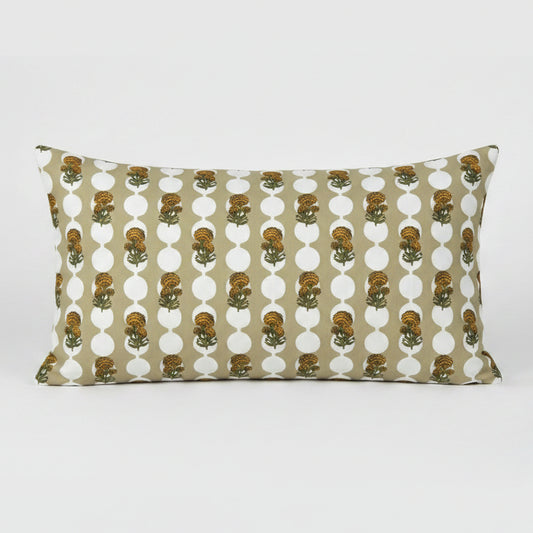 C.11.14, Pillow